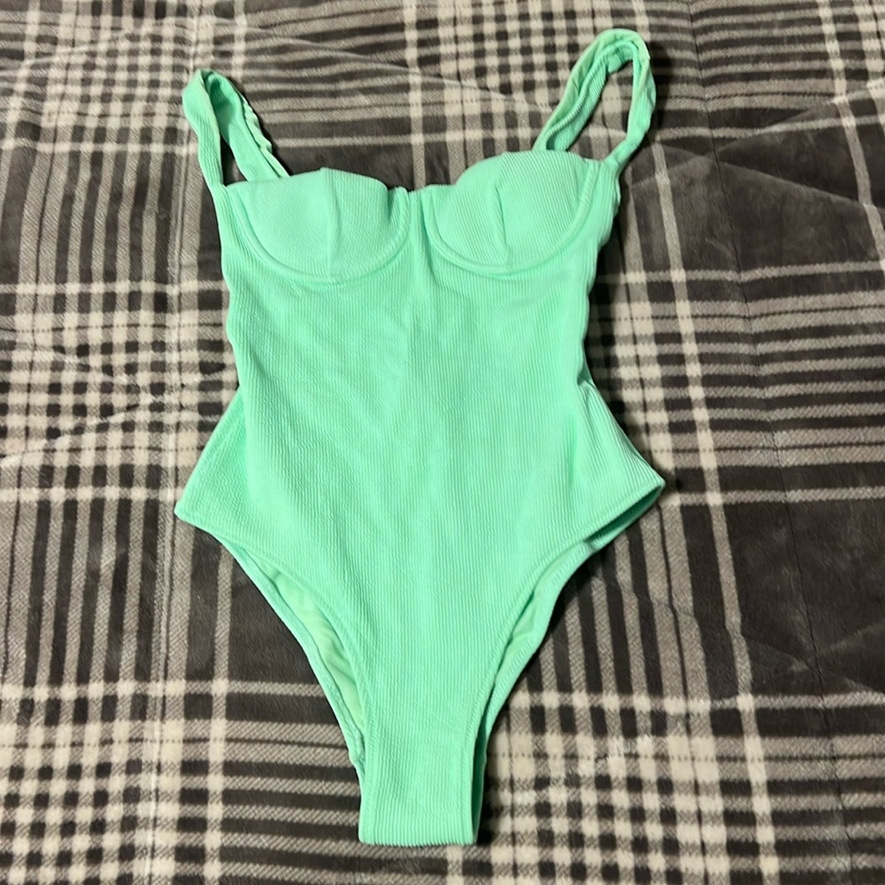 NWOT Zara ribbed one piece bathing suit